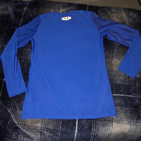 **SOLD**Boys Under Armour Heat Gear longsleeve - Picture 4 of 4